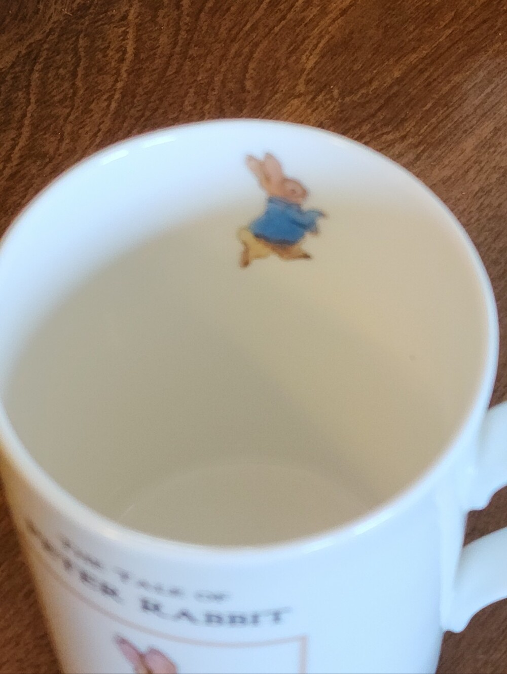 The Tale of Peter Rabbit Frederick Warne 2004 James Sadler Fine Bone China - Picture 5 of 6